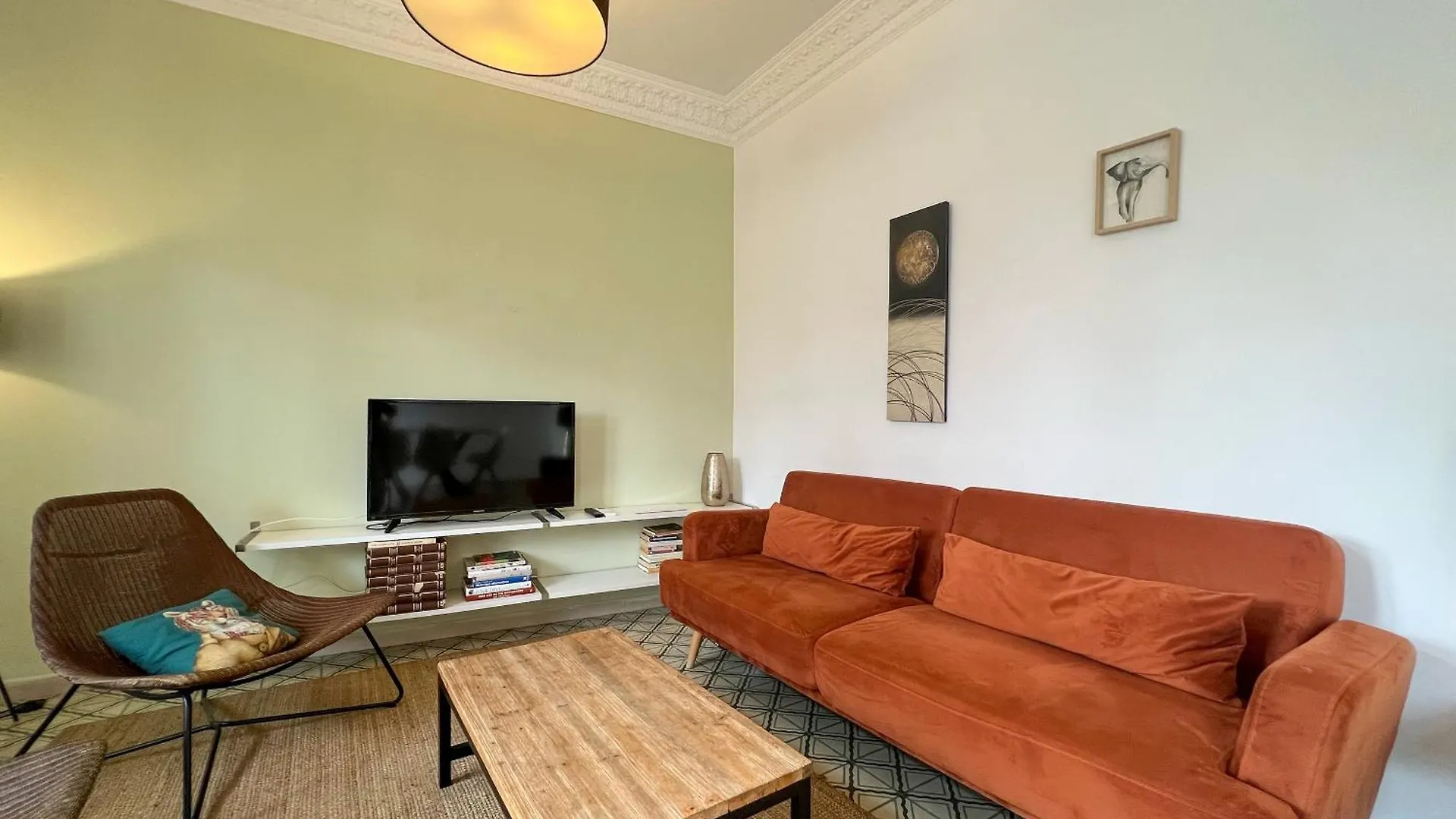 Stay U-Nique Apartments Comte Urgell Барселона 0*,