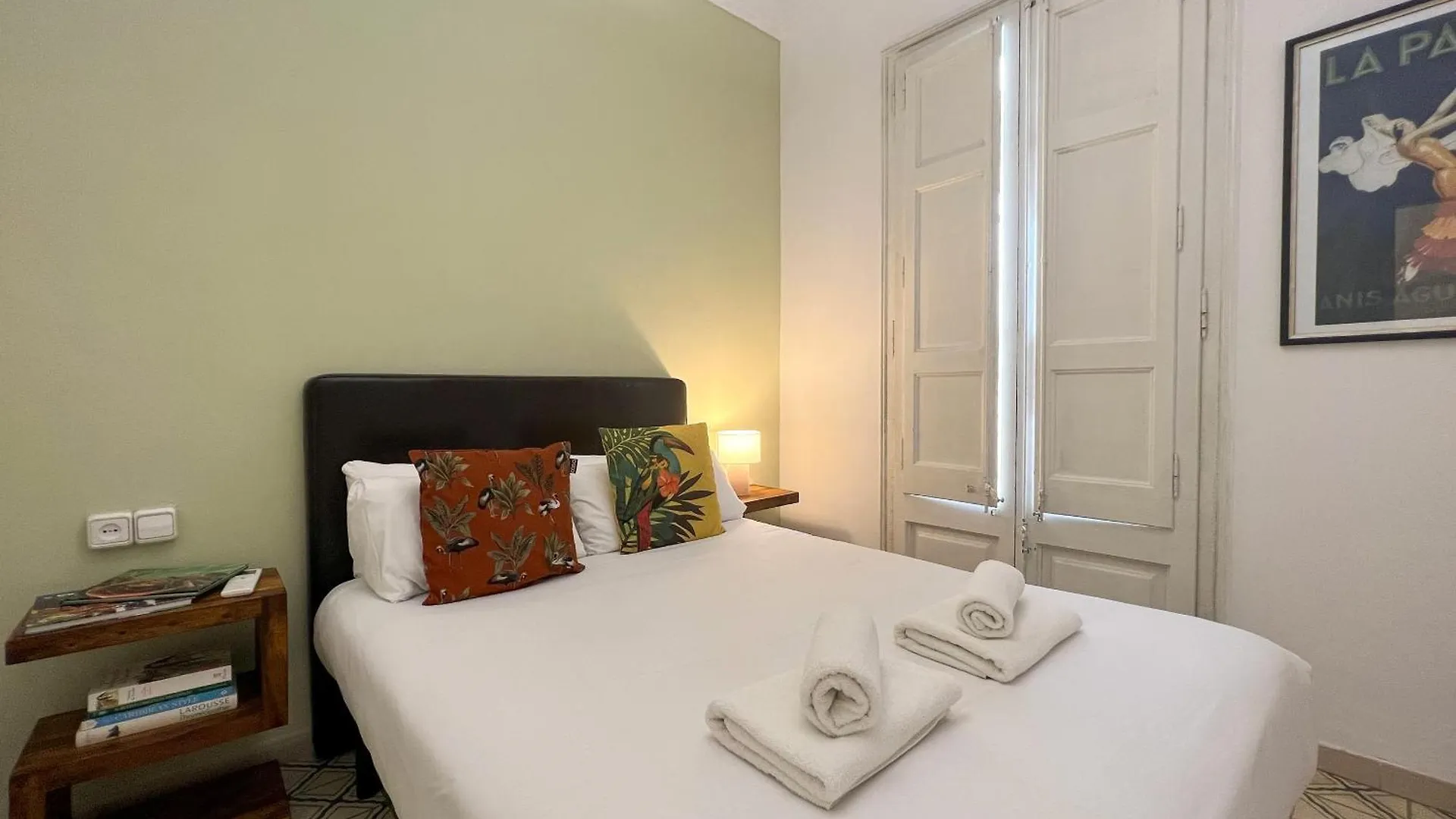 Stay U-Nique Apartments Comte Urgell Барселона